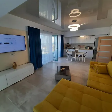 Zev-s10 Apartment *